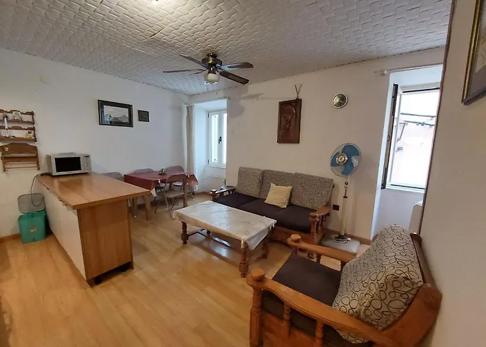 Διαμέρισμα Elim *