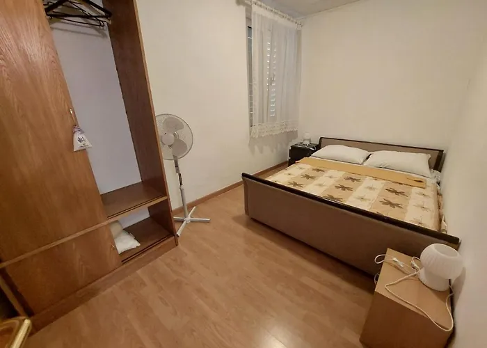 Διαμέρισμα Elim